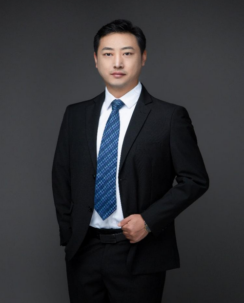 律所主任:李怀宇